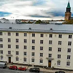 Colorful 76 M2 Centre With Free Parking Apartment Turku