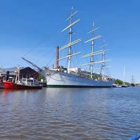 Colorful 76 M2 Centre With Free Parking * Turku