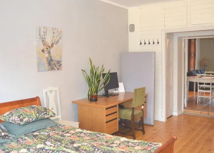 Colorful 76 M2 Centre With Free Parking Апартаменты Турку