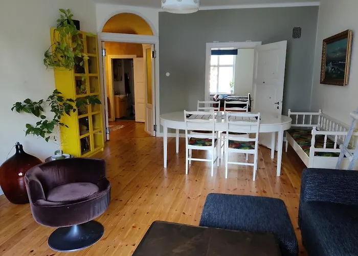 Colorful 76 M2 Centre With Free Parking Апартаменты Турку