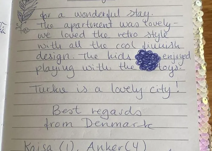 Апартаменты Colorful 76 M2 Centre With Free Parking