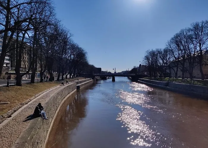 Апартаменты Colorful 76 M2 Centre With Free Parking Турку