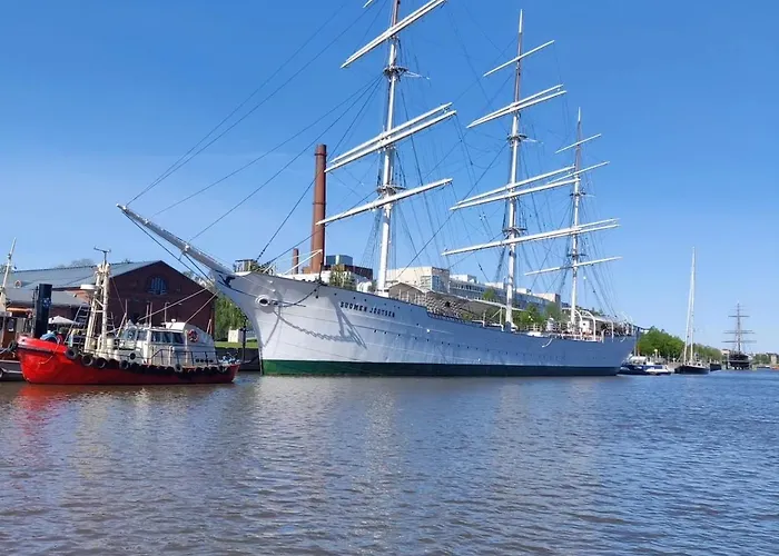 Colorful 76 M2 Centre With Free Parking * Турку