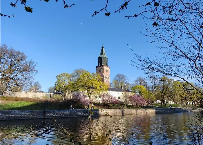 Colorful 76 M2 Centre With Free Parking *