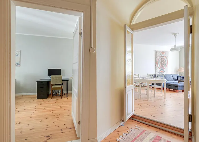 Апартаменты Colorful 76 M2 Centre With Free Parking Турку