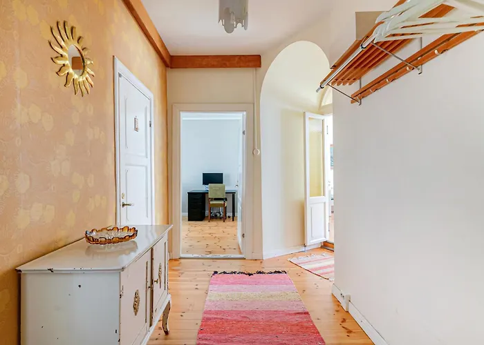 Апартаменты Colorful 76 M2 Centre With Free Parking Турку