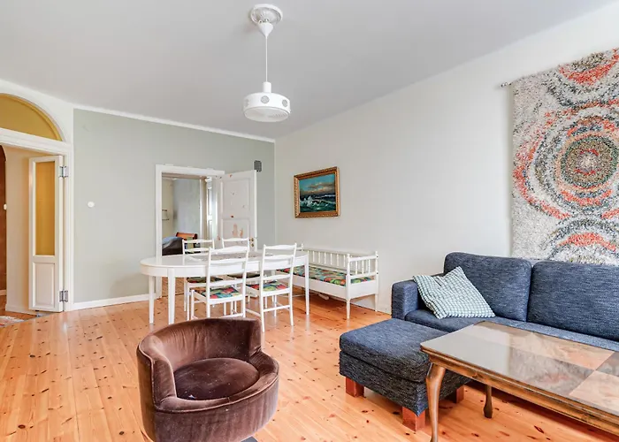 Colorful 76 M2 Centre With Free Parking *