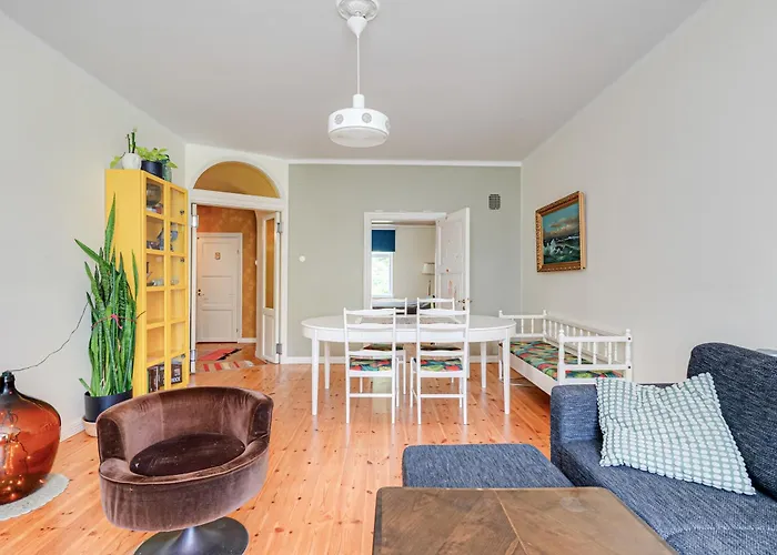 Colorful 76 M2 Centre With Free Parking *